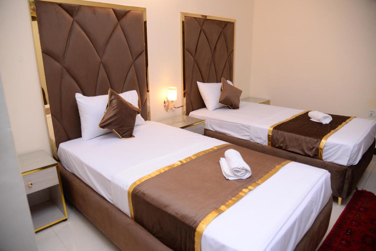 Go Room Hotel Lahore Eksteriør billede