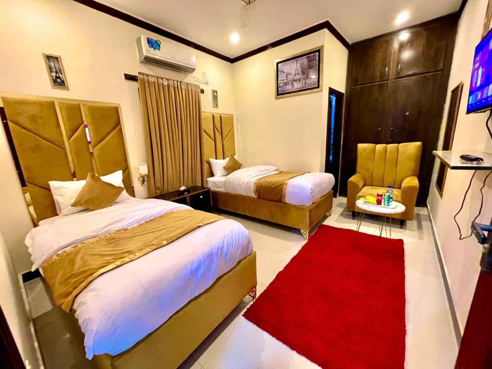 Go Room Hotel Lahore Eksteriør billede