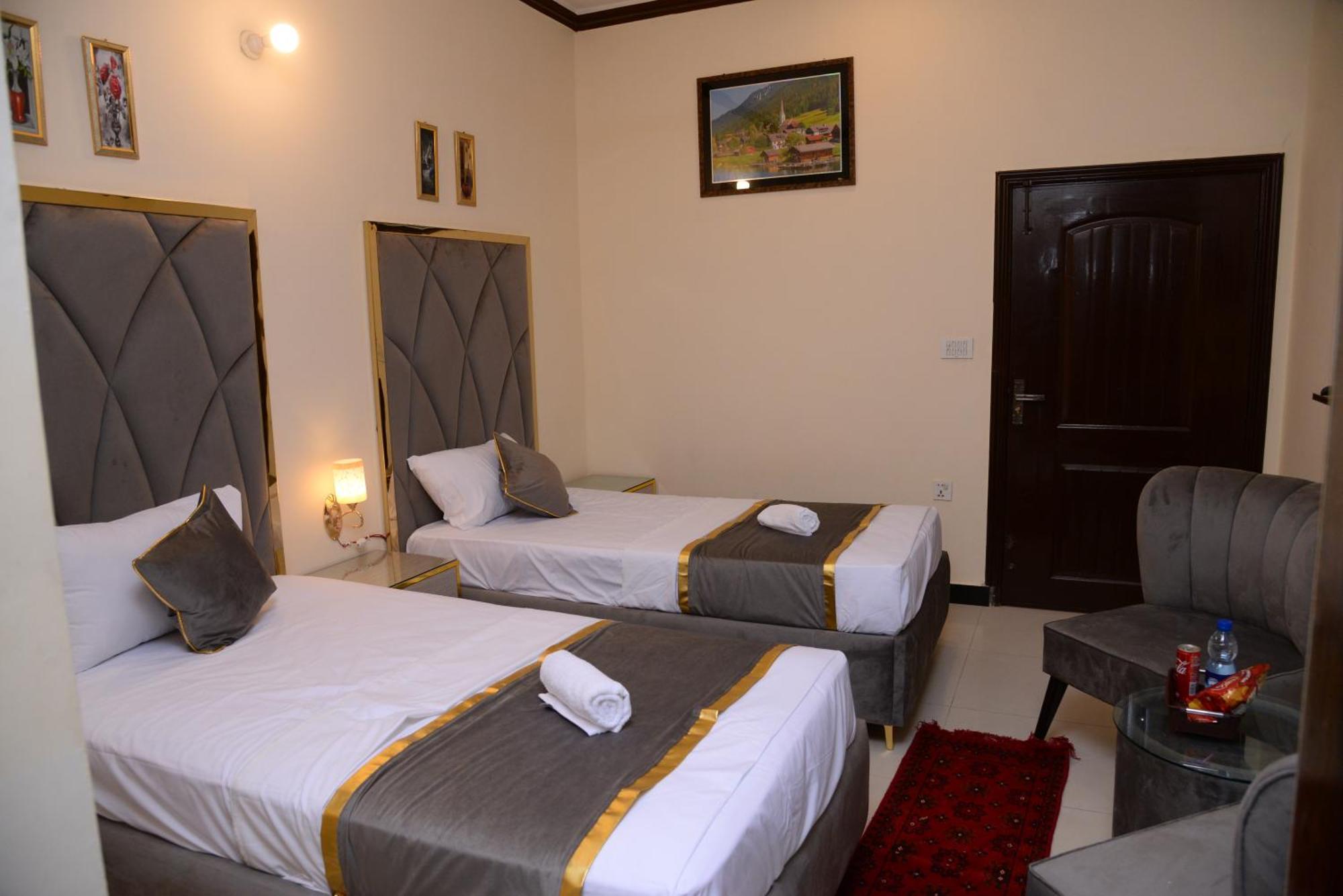 Go Room Hotel Lahore Eksteriør billede