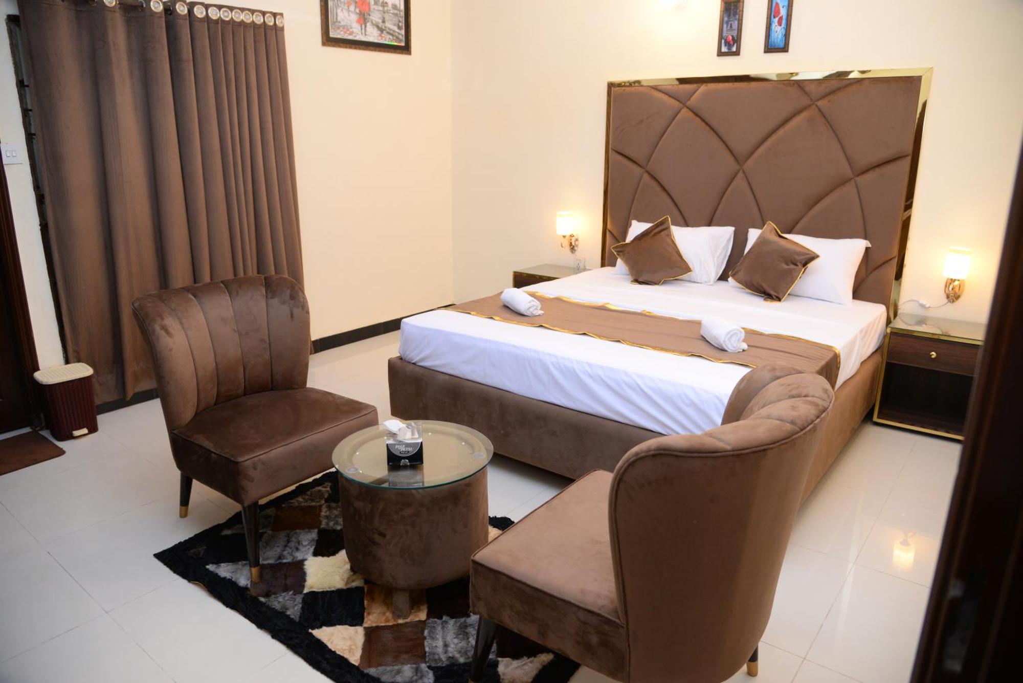 Go Room Hotel Lahore Eksteriør billede